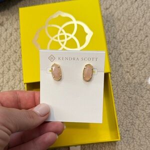 Kendra Scott Ellie Studs- Blush Pink Gold-Trim